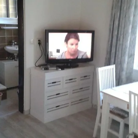 Wolfsburger Str. 9 *